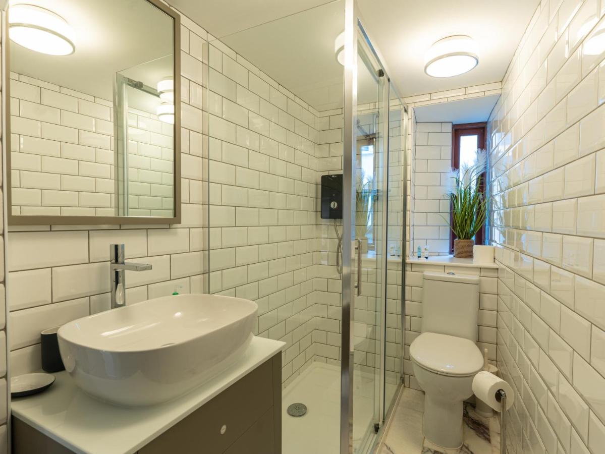 Finest Retreats - Old Harbour